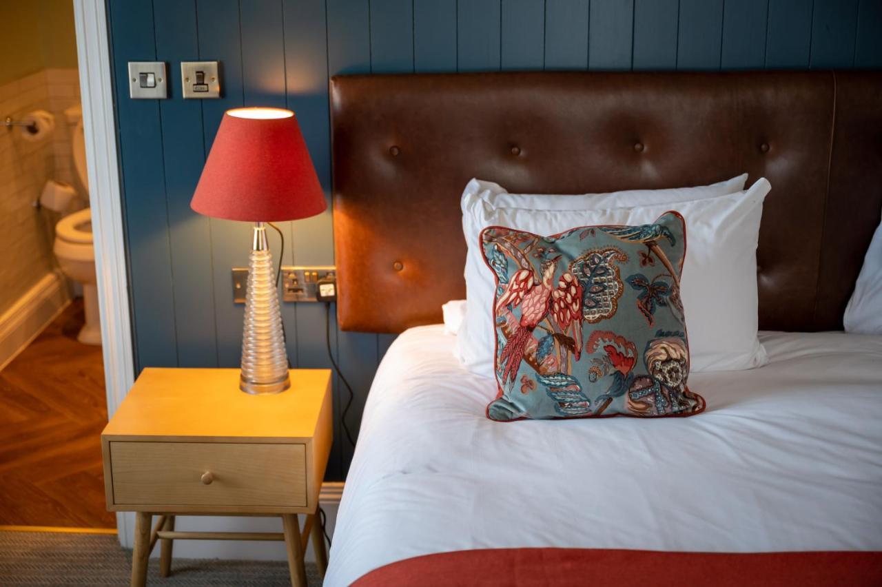 Victoria Hotel By Chef & Brewer Collection Menai Bridge Exterior foto